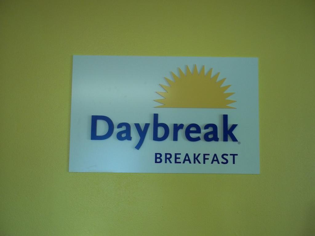 Days Inn By Wyndham Fond Du Lac Exterior foto